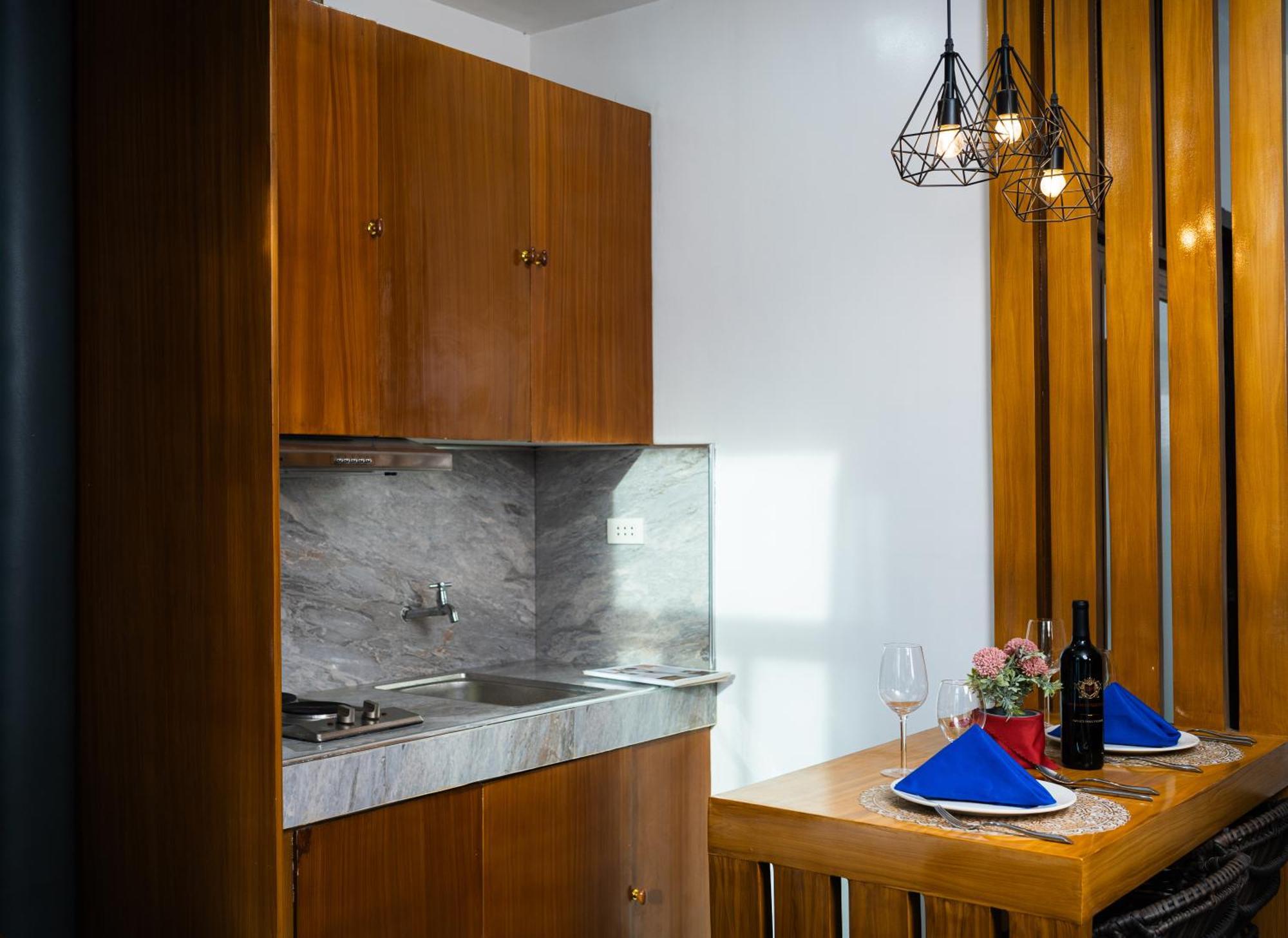 Shine Boutique Hotel Tagum Exteriör bild