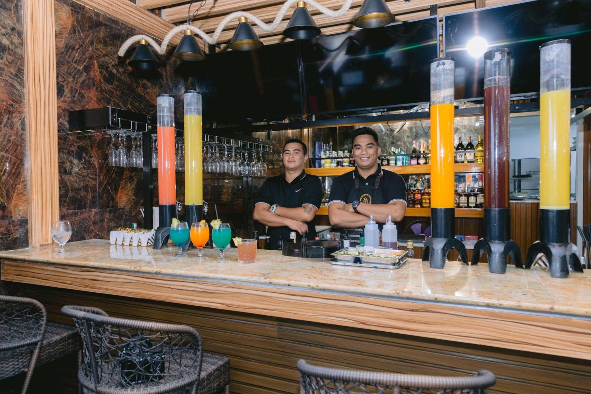 Shine Boutique Hotel Tagum Exteriör bild