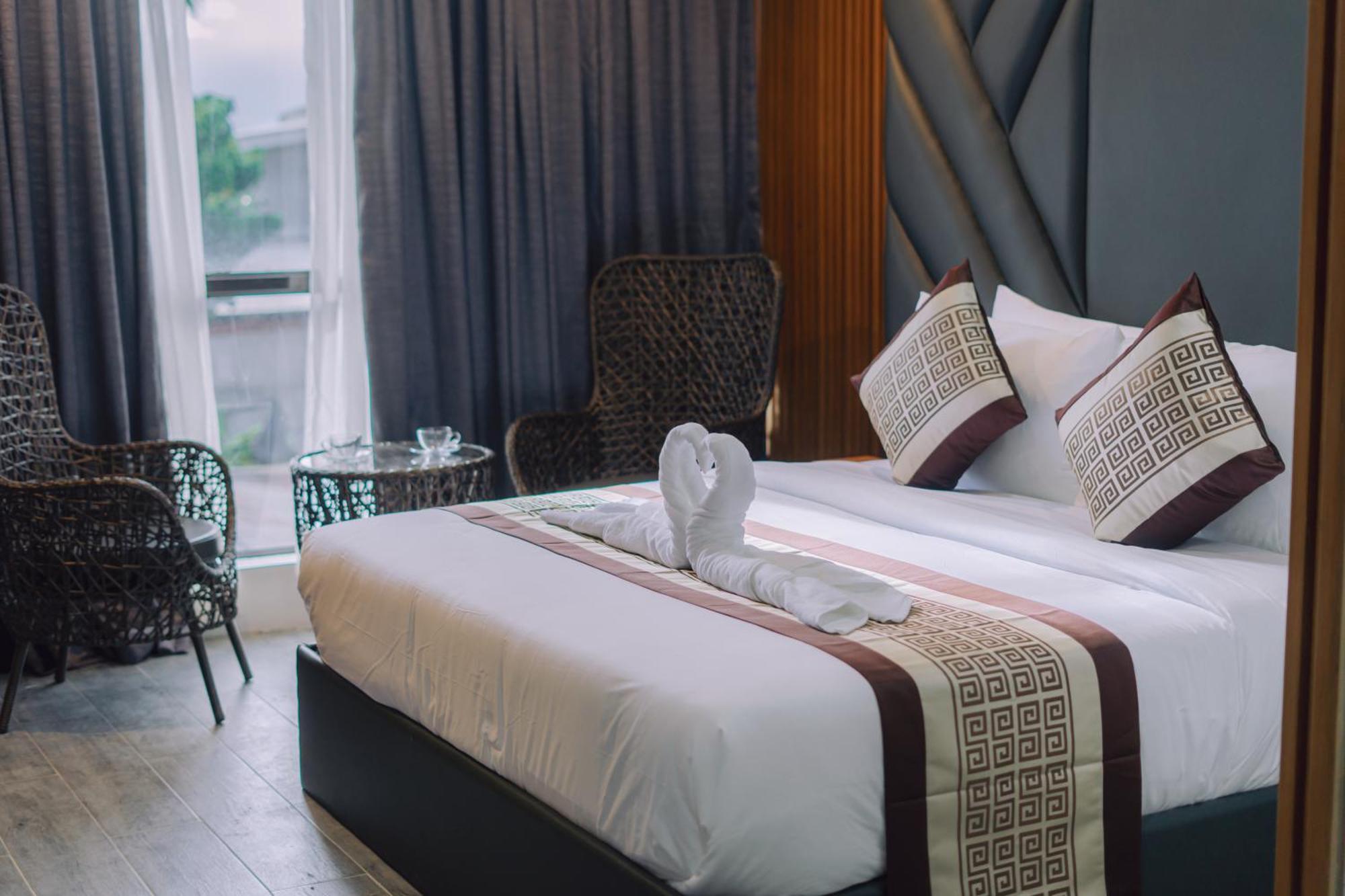 Shine Boutique Hotel Tagum Exteriör bild