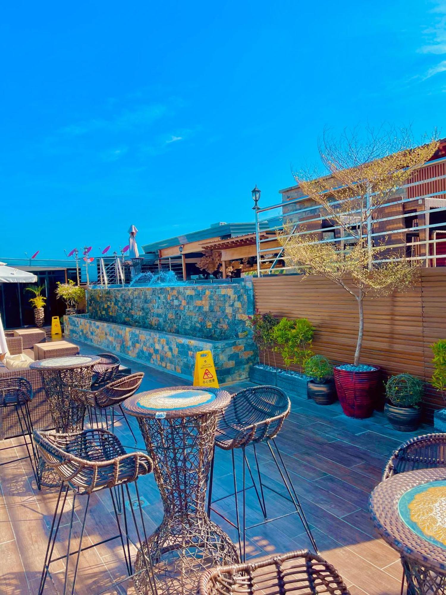 Shine Boutique Hotel Tagum Exteriör bild